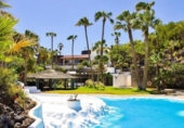 Chalet independiente con terreno en venta en la España, San Miguel de Abona, ref: TR134832 foto