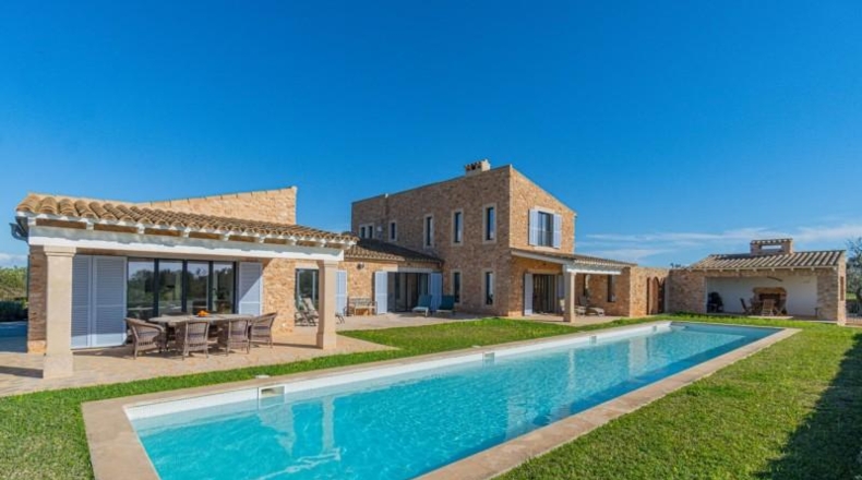 Balearic Islands - ses Salines - 14144m2