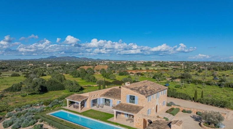 Balearic Islands - ses Salines - 14144m2