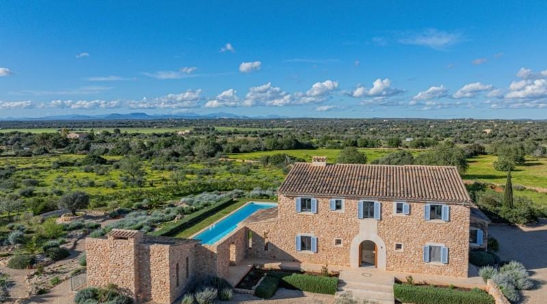 Balearic Islands - ses Salines - 14144m2