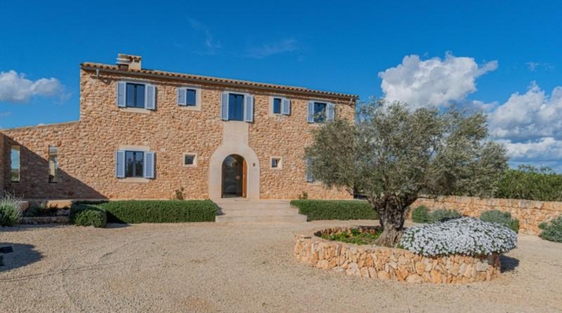 Balearic Islands - ses Salines - 14144m2