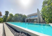 Chalet independiente con terreno en venta en la España, Adeje, ref: TR165563 foto