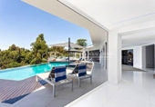 Chalet independiente con terreno en venta en la España, Marbella, ref: TR169115 foto