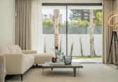 Chalet independiente con terreno en venta en la España, Marbella, ref: TR226002 foto