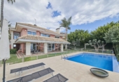 Chalet independiente con terreno en venta en la España, Alicante, ref: TR288267 foto