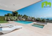 Chalet independiente con terreno en venta en la España, Teià, ref: TR137081 foto