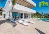 Chalet independiente con terreno en venta en la España, Teià, ref: TR137081 foto