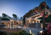 Chalet independiente con terreno en venta en la España, Marbella, ref: TR266082 foto