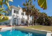 Casa de pueblo en venta en la España, Vilanova i la Geltrú, ref: TR299801 foto