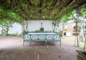 Chalet independiente con terreno en venta en la España, Marbella, ref: TR244032 foto