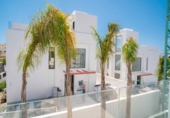 Chalet independiente con terreno en venta en la España, Marbella, ref: TR162225 foto