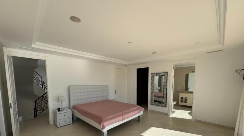Málaga - Benahavís - 2700m2