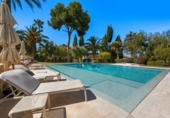 Chalet independiente con terreno en venta en la España, Marbella, ref: TR281237 foto