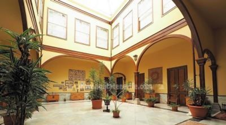 Santa Cruz de Tenerife - La Orotava - 1718m2