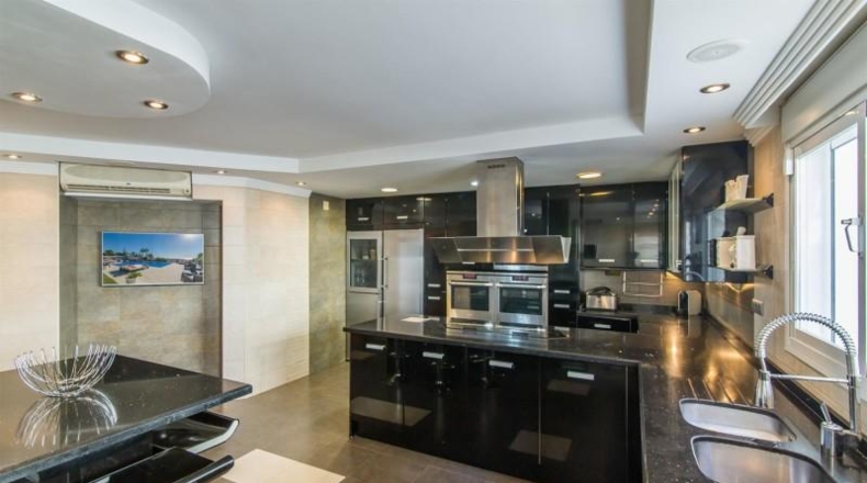 Málaga - Marbella - 2506m2