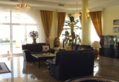 Chalet independiente con terreno en venta en la España, Benalmádena, ref: TR133338 foto