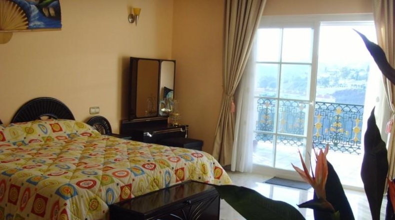 Málaga - Benalmádena - 2080m2