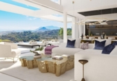 Chalet independiente con terreno en venta en la España, Benahavís, ref: TR239903 foto