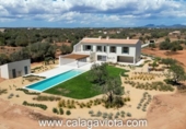 Chalet independiente con terreno en venta en la España, Ses Salines, ref: TR136528 foto