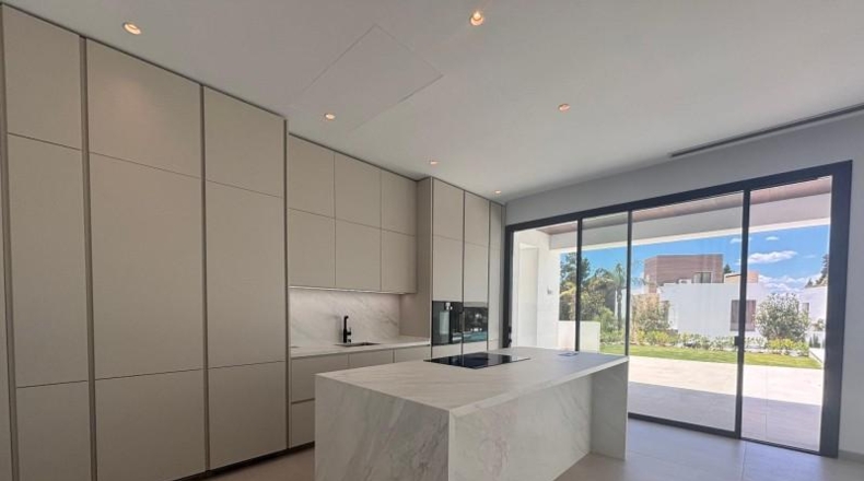 Málaga - Marbella - 925m2