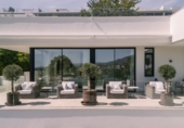 Chalet independiente con terreno en venta en la España, Marbella, ref: TR231681 foto