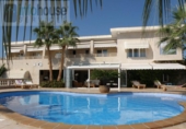 Chalet independiente con terreno en venta en la España, Calvià, ref: TR144044 foto