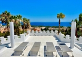 Chalet independiente con terreno en venta en la España, Marbella, ref: TR239794 foto