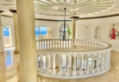 Chalet independiente con terreno en venta en la España, Marbella, ref: TR239794 foto