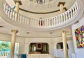 Chalet independiente con terreno en venta en la España, Marbella, ref: TR239794 foto