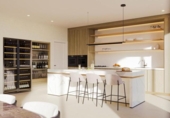 Chalet independiente con terreno en venta en la España, Estepona, ref: TR237677 foto