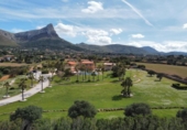 Chalet independiente con terreno en venta en la España, Artà, ref: TR144890 foto