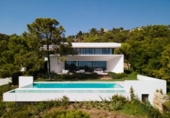 Chalet independiente con terreno en venta en la España, Marbella, ref: TR141048 foto