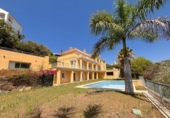 Chalet independiente con terreno en venta en la España, Benahavís, ref: TR169524 foto