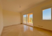 Chalet independiente con terreno en venta en la España, Benahavís, ref: TR169524 foto