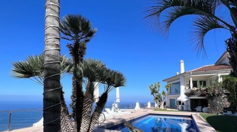 Santa Cruz de Tenerife - Santa Úrsula - 2750m2
