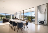Chalet independiente con terreno en venta en la España, Benahavís, ref: TR241295 foto