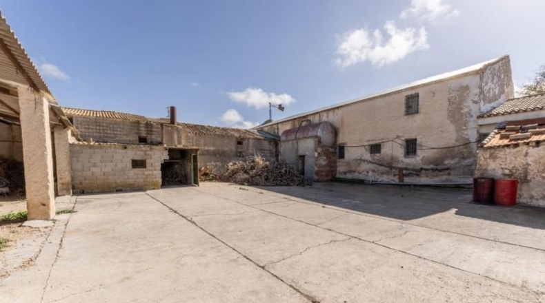 Granada - Аламедилья - 2230000m2