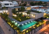Chalet independiente con terreno en venta en la España, Adeje, ref: TR169035 foto