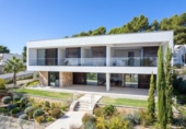 Chalet independiente con terreno en venta en la España, Calvià, ref: TR354876 foto