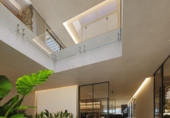 Chalet independiente con terreno en venta en la España, Marbella, ref: TR239870 foto