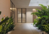 Chalet independiente con terreno en venta en la España, Marbella, ref: TR239870 foto