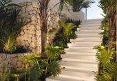 Chalet independiente con terreno en venta en la España, Marbella, ref: TR239870 foto