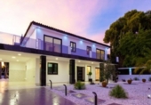 Chalet independiente con terreno en venta en la España, Marbella, ref: TR239774 foto