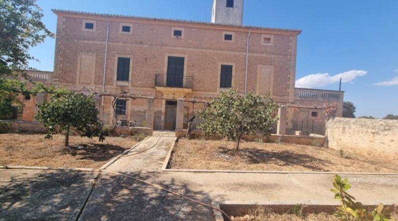 Balearic Islands - Algaida - 980000m2
