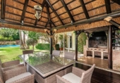 Chalet independiente con terreno en venta en la España, Benahavís, ref: TR166796 foto