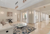 Chalet independiente con terreno en venta en la España, Benahavís, ref: TR166796 foto