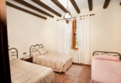 Chalet independiente con terreno en venta en la España, Archidona, ref: TR140712 foto