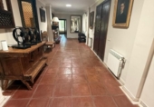 Chalet independiente con terreno en venta en la España, Marbella, ref: TR249601 foto