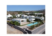 Chalet independiente con terreno en venta en la España, Adeje, ref: TR216595 foto