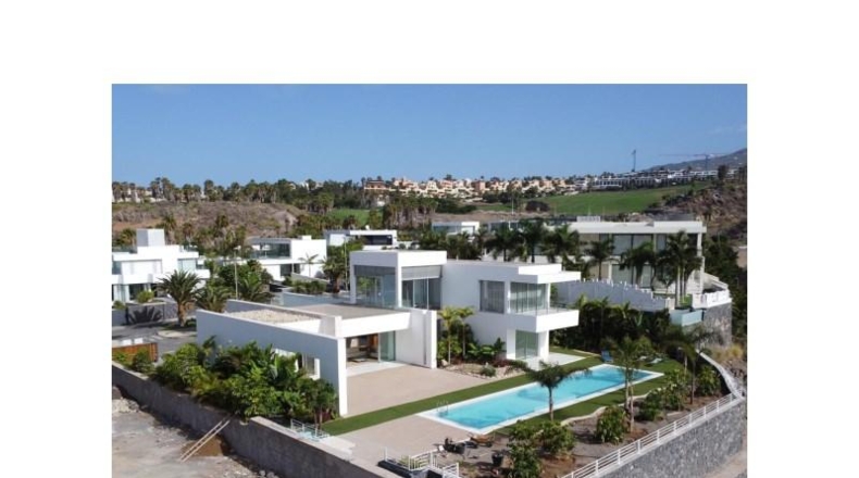 Santa Cruz de Tenerife - Adeje - 2500m2